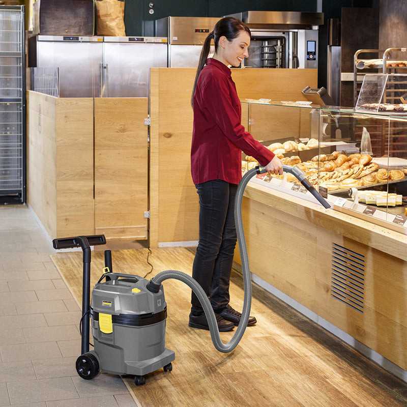 Aspirateur eau et poussières KARCHER NT 22/1 AP L - 22L 1.378-600.0