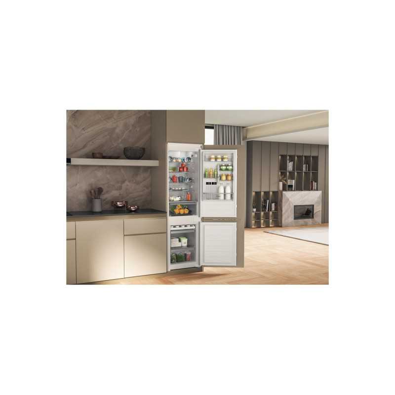 Réfrigérateur congélateur en bas Whirlpool WHC18D011C2FR ENCASTRABLE 178 CM