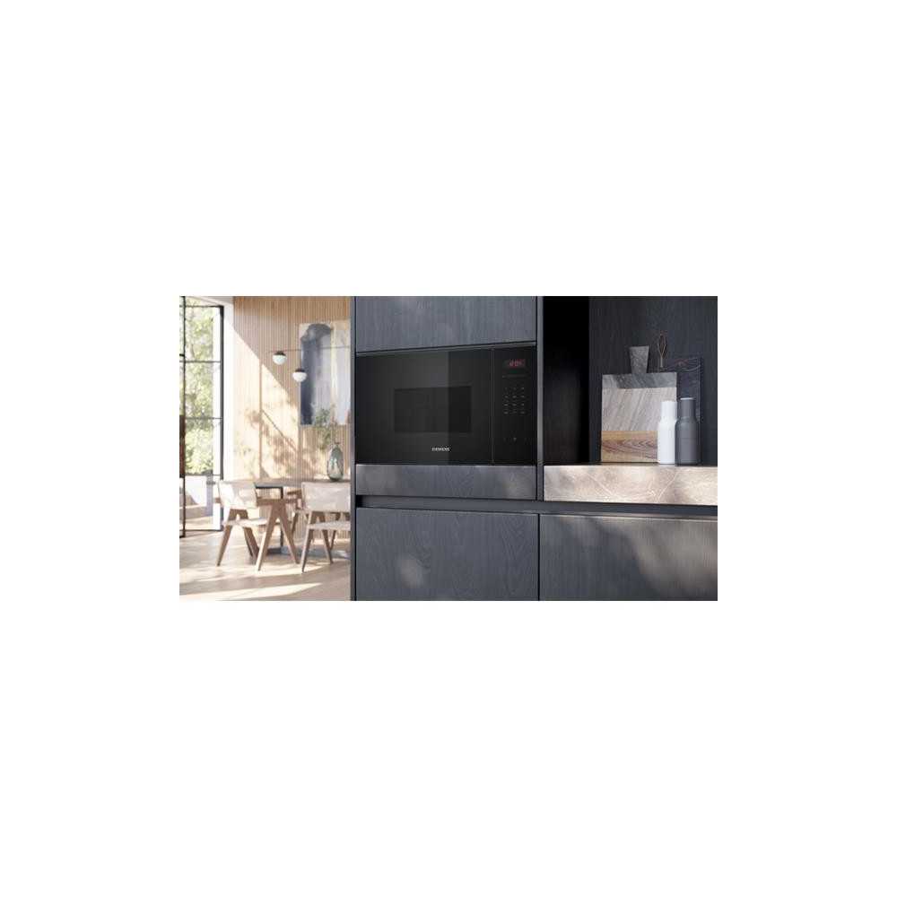 Micro-onde, 38 cm, IQ300, 800 W (grill 1,00kW), humidClean, display rou SIEMENS - BE523LMB1
