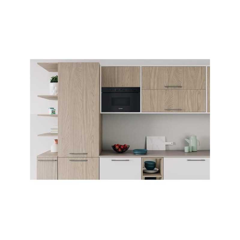 Micro-ondes encastrable, noir, solo, 22 L, plateau 25 cm, décongélation INDESIT - IMK11B