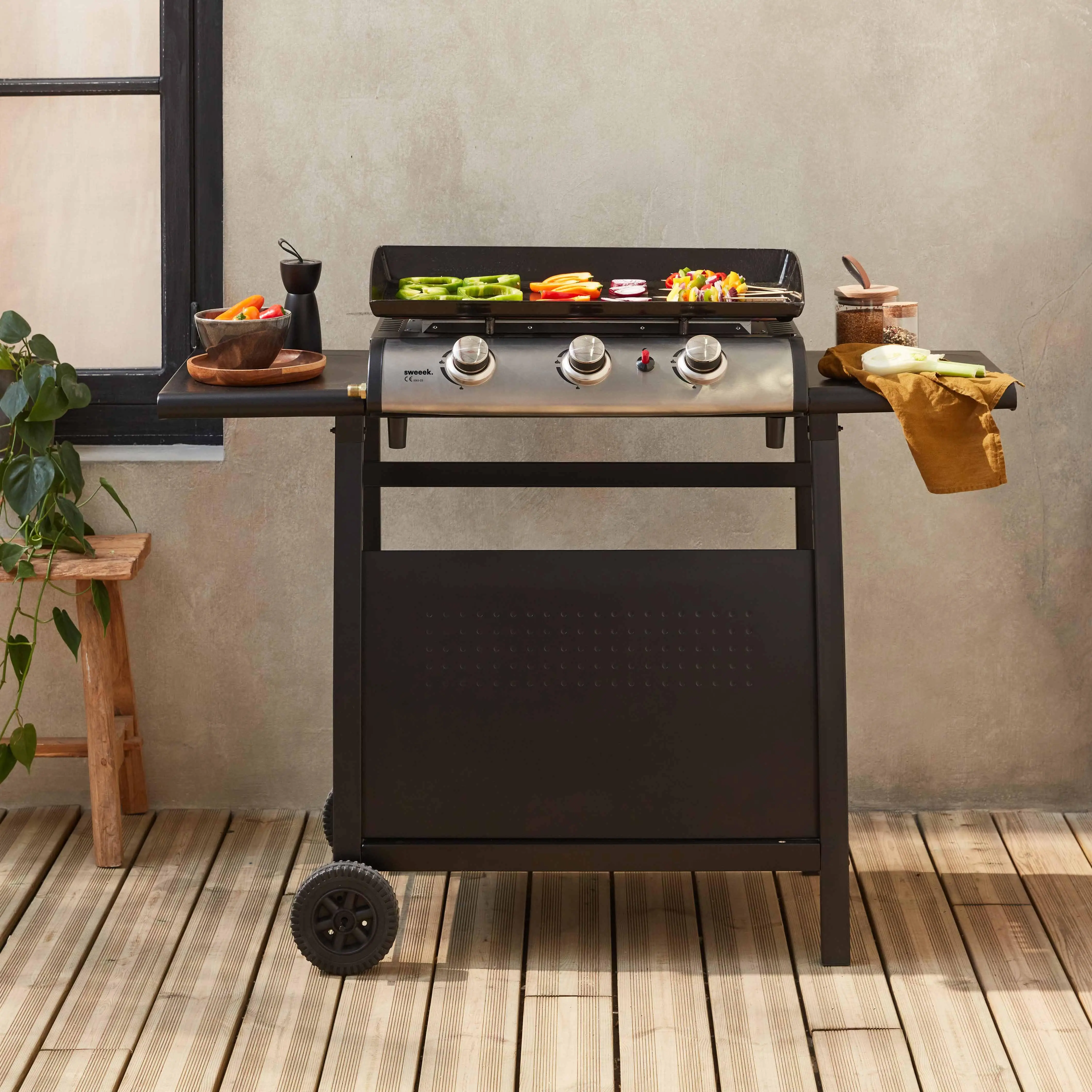 Plancha gaz 3 brûleurs inox 7,5kW avec chariot